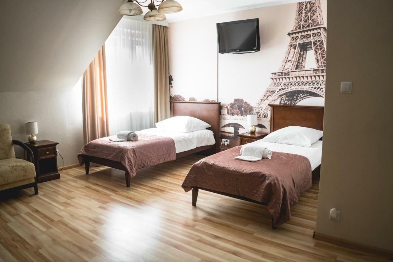Dworek Helena Biala Podlaska Ngoại thất bức ảnh