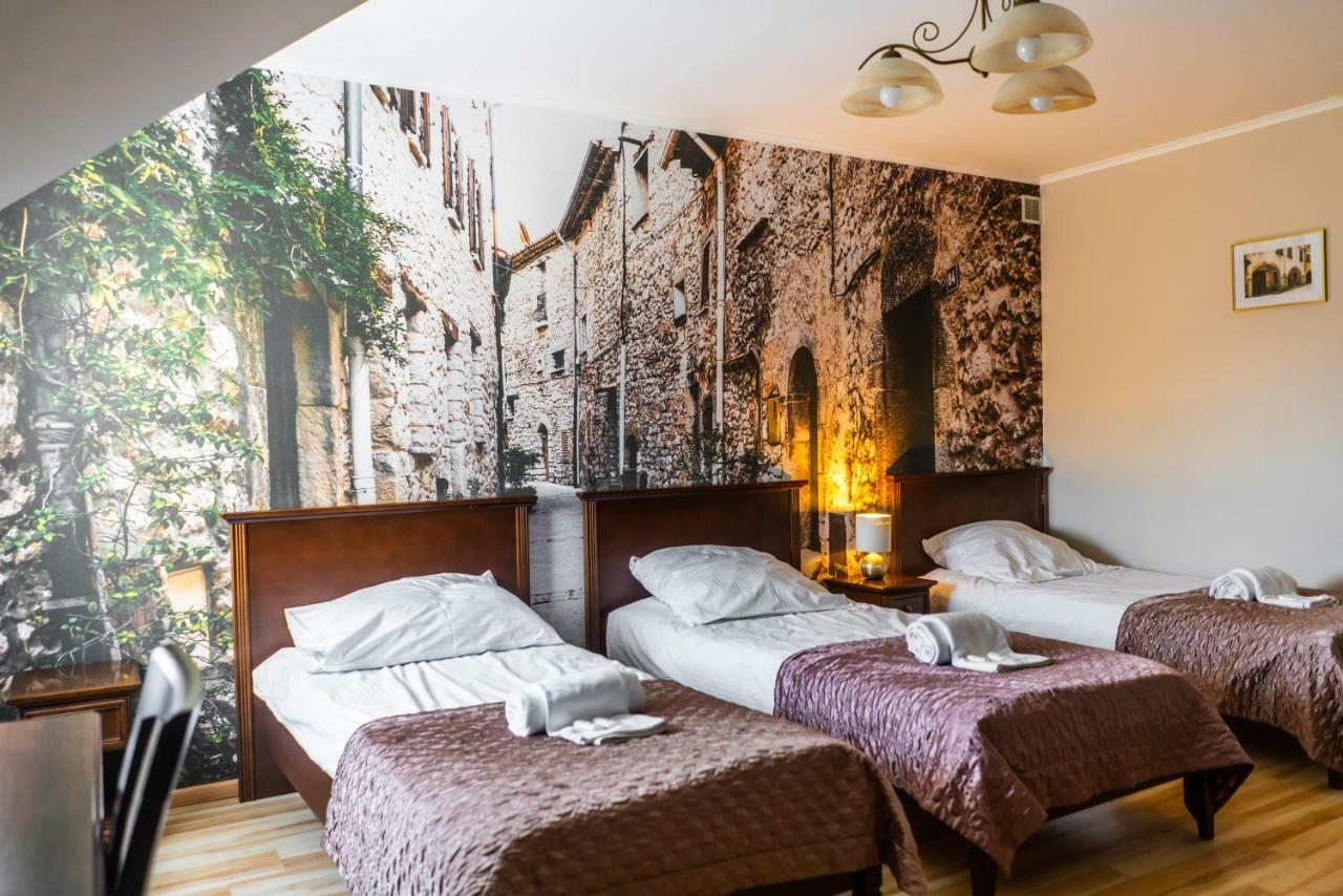Dworek Helena Biala Podlaska Ngoại thất bức ảnh