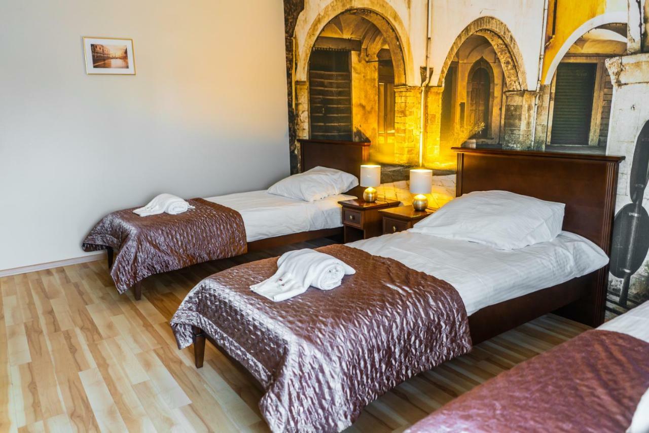 Dworek Helena Biala Podlaska Ngoại thất bức ảnh